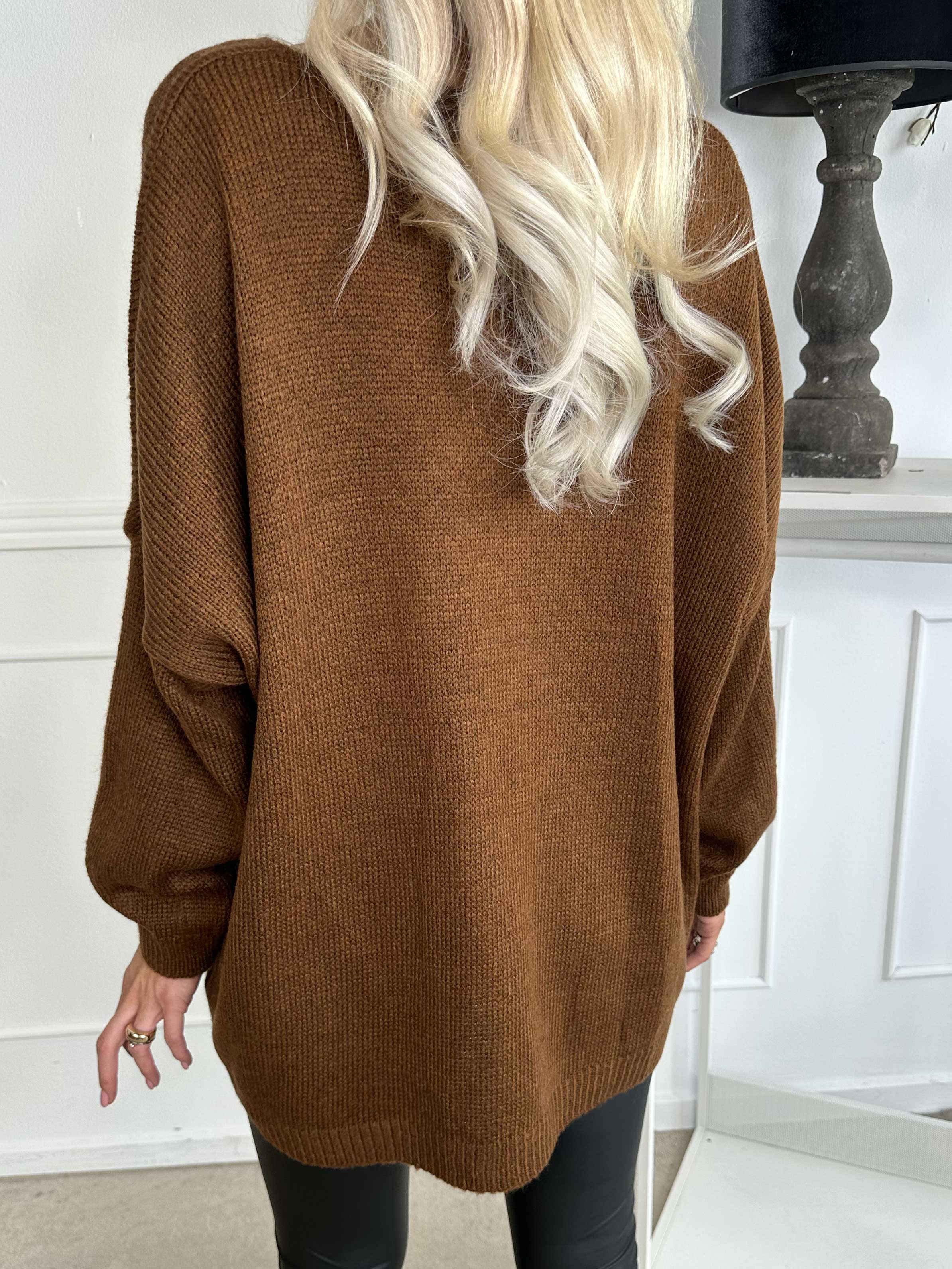 Omaria - Stickad blus med fyrverkerier på